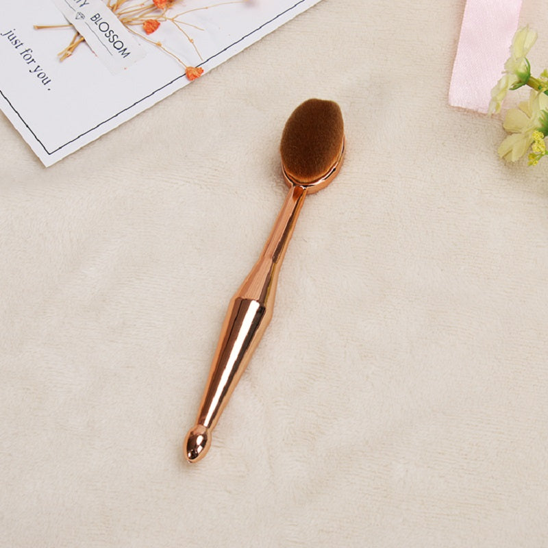 Toothbrush type foundation brush