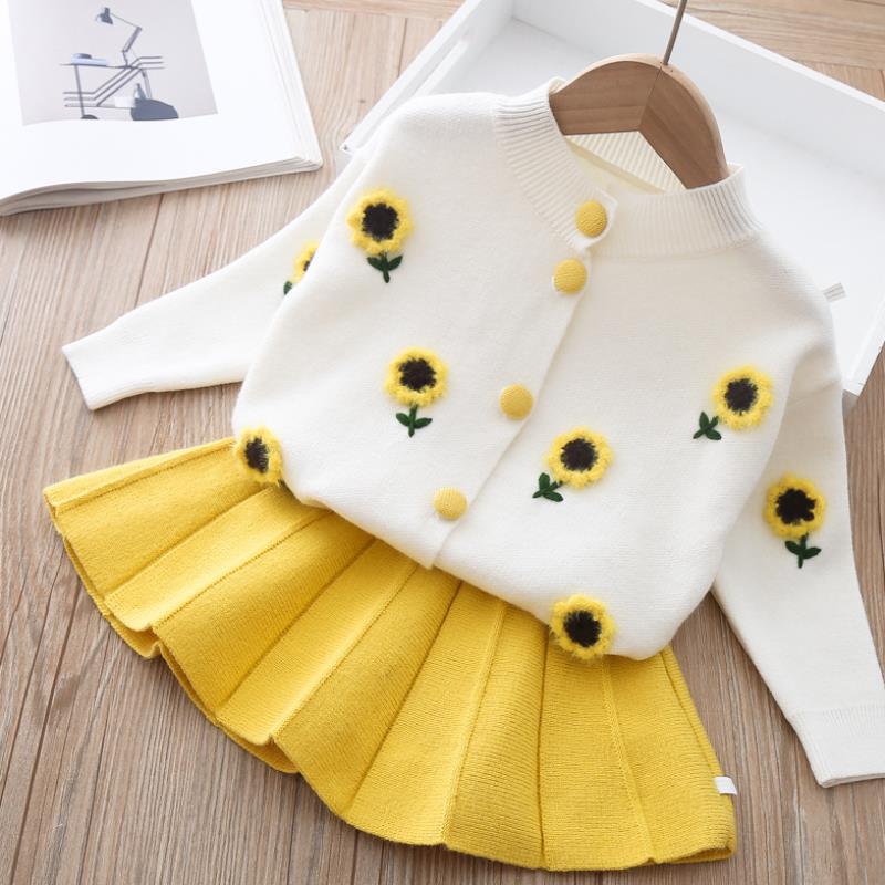 Girls Autumn Dresses New Foreign Style Children's Sweater Pleated Skirt Two-Piece Baby Girl Knit Suit Trend