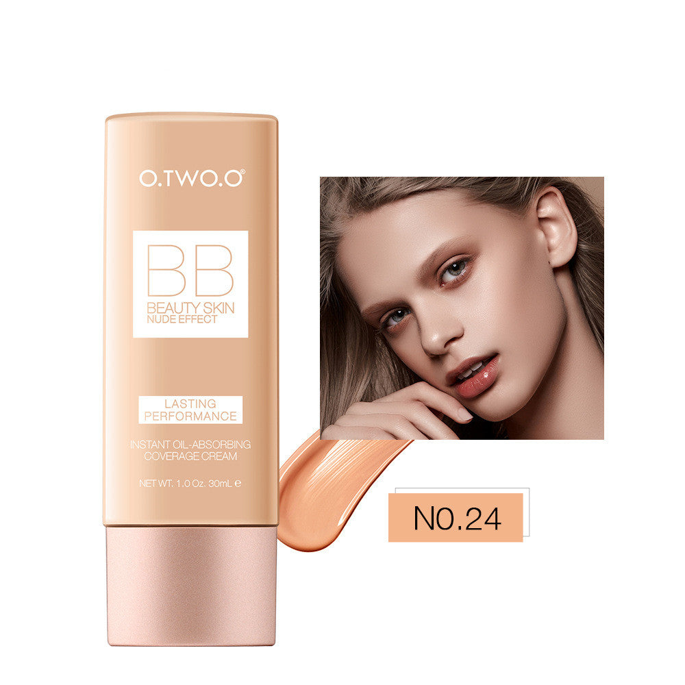 O.TWO.O Lightweight and Fit Liquid Foundation