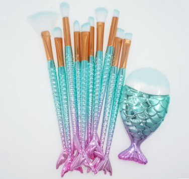 A Set of 11 Gorgeous Mermaid Makeup Brushes Family